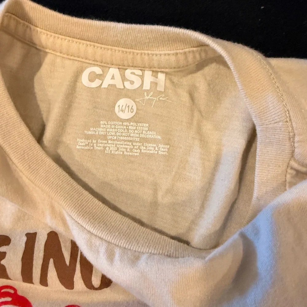 johnny cash Cream Graphic Tee youth xl